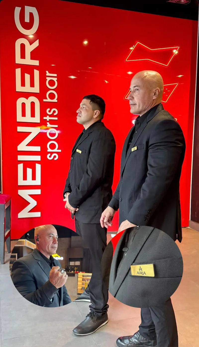 Equipe Auria Eventos em atendimento
